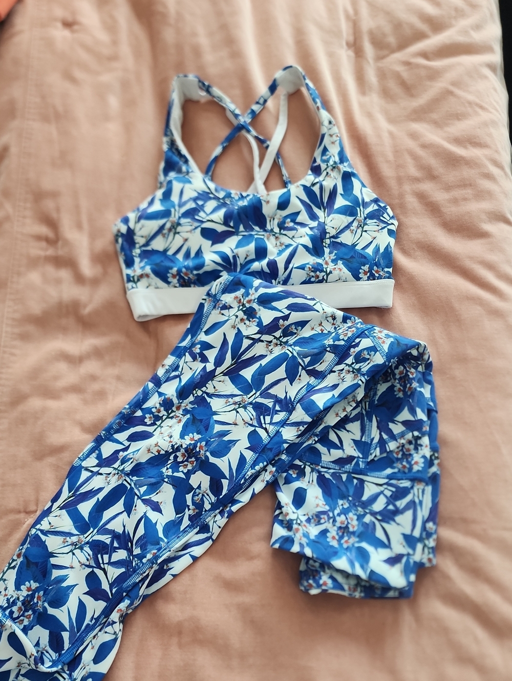 Gottex Blue & White Floral Strappy Sports Bra and Leggings Set